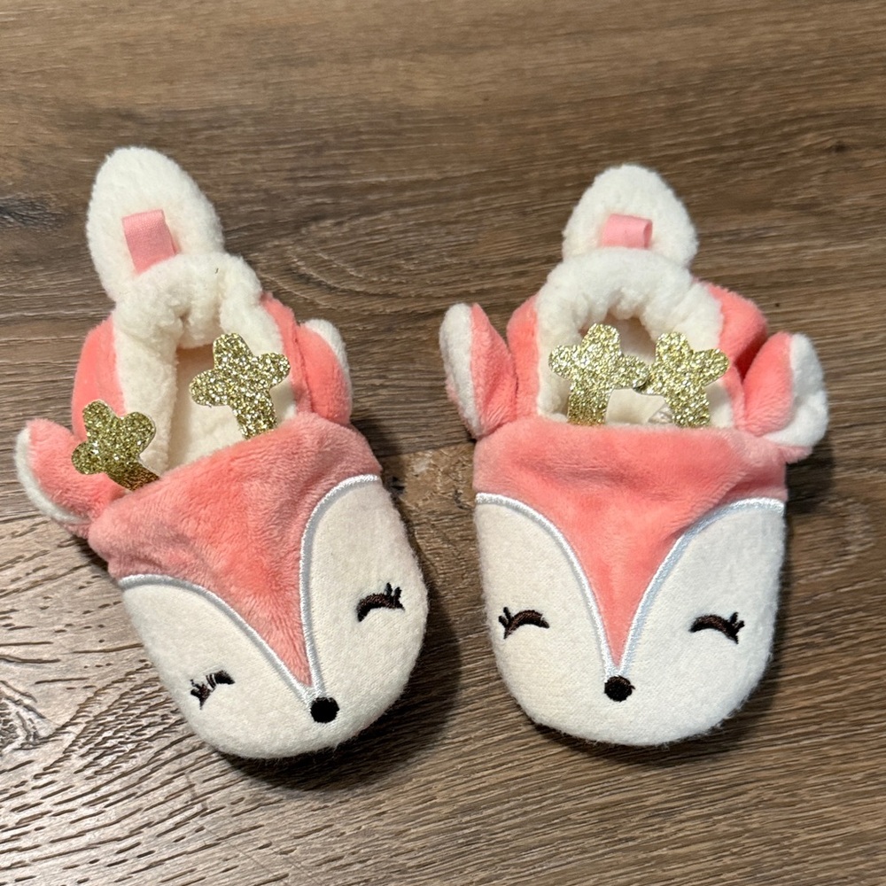 Adorable Pink Reindeer Baby Slippers